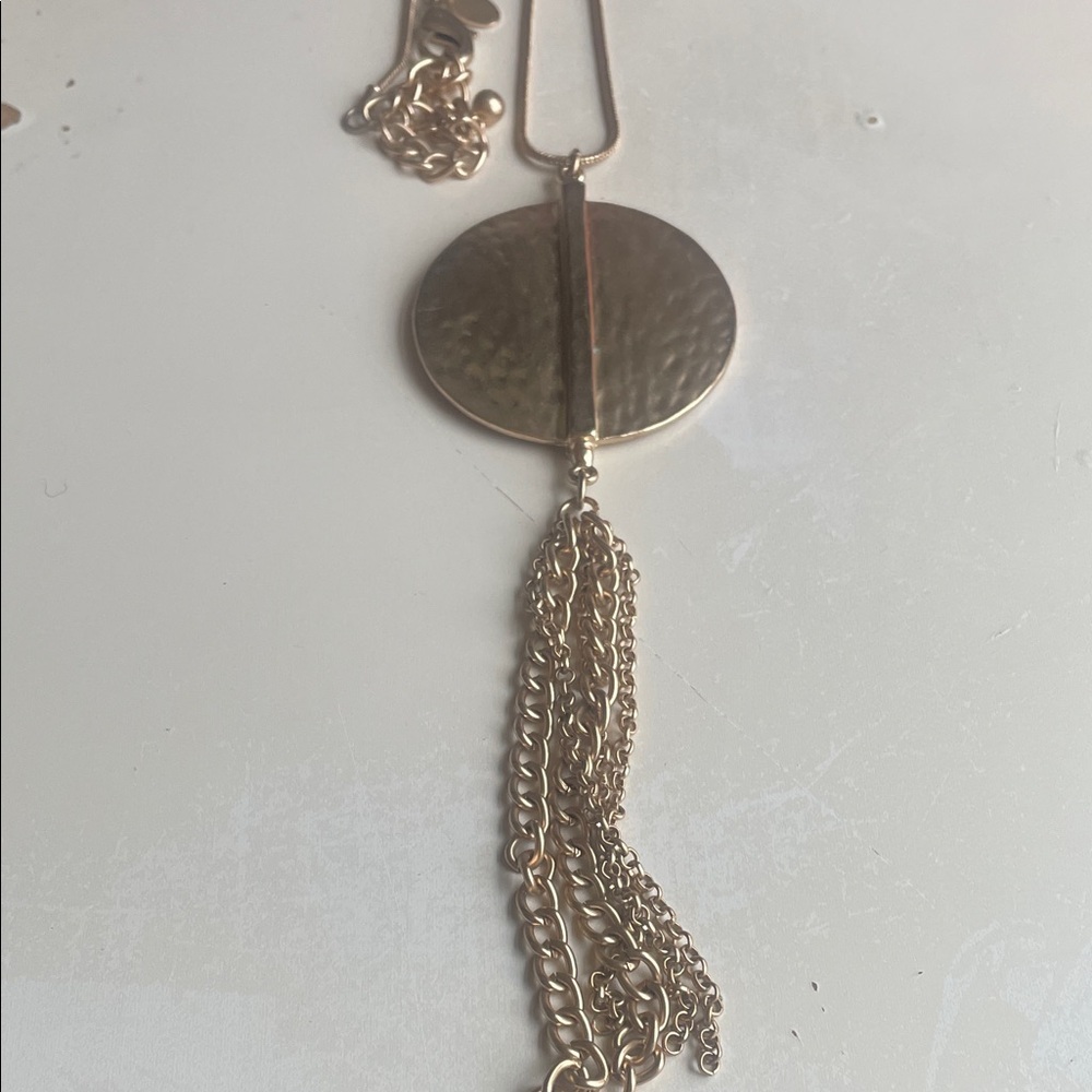 Elegant Fashion Gold Pendant Necklace